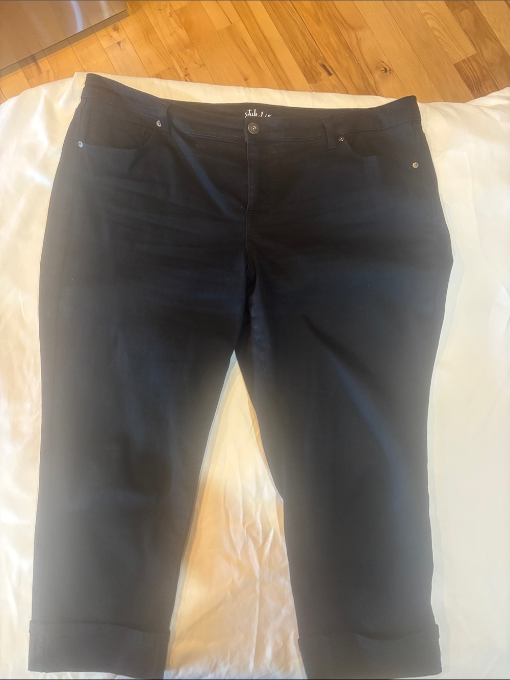 Style & Co. Black Cropped Jeans - Slim Capri Fit